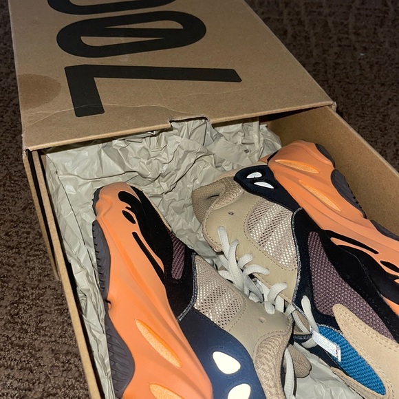 Yeezy Other - Yeezy 700